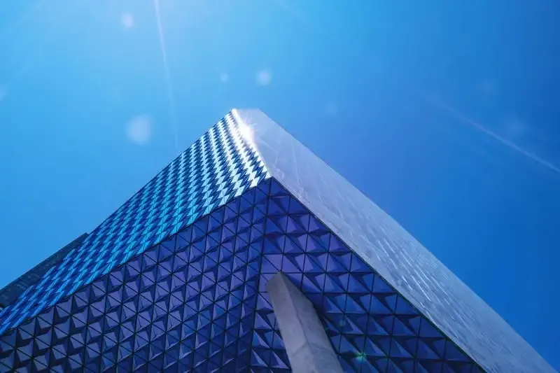 analytics-hero-light